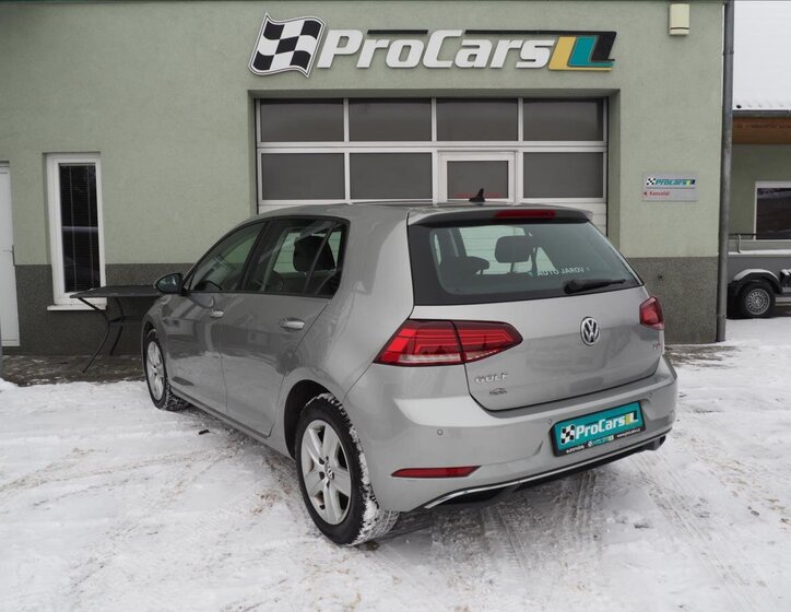 Volkswagen Golf Hatchback 1,6 l 85 kw
