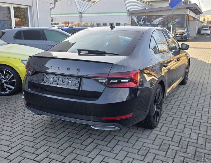 Škoda Superb 3