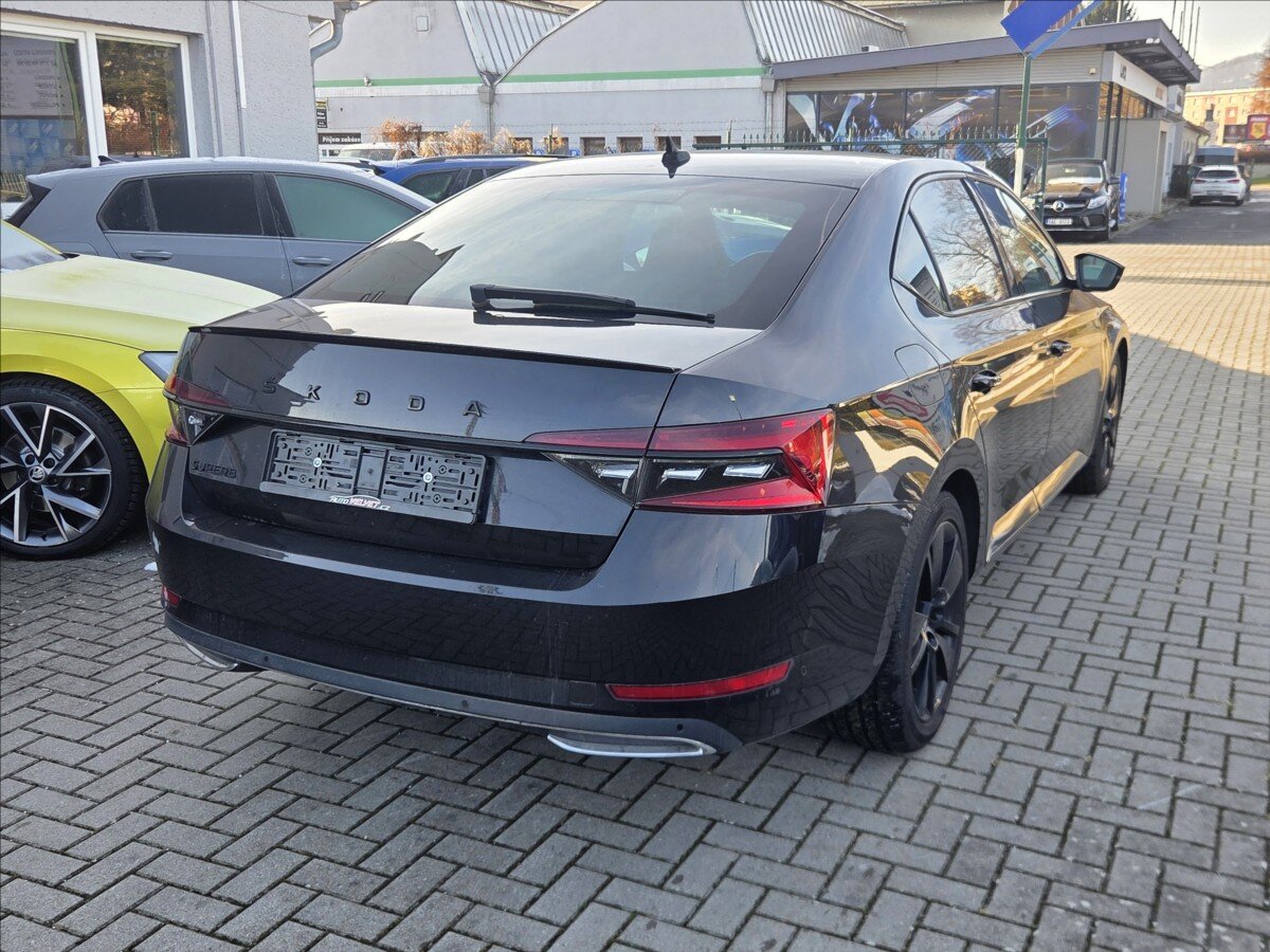 Škoda Superb