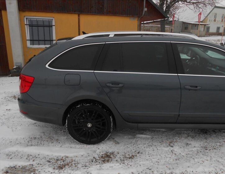 Škoda Superb Kombi 2,0 l 125 kw