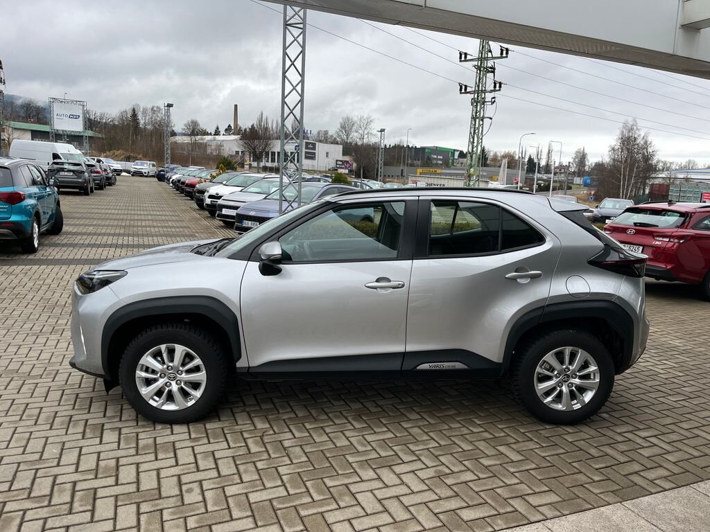 Toyota Yaris Cross Hatchback 1,5 l 68 kw
