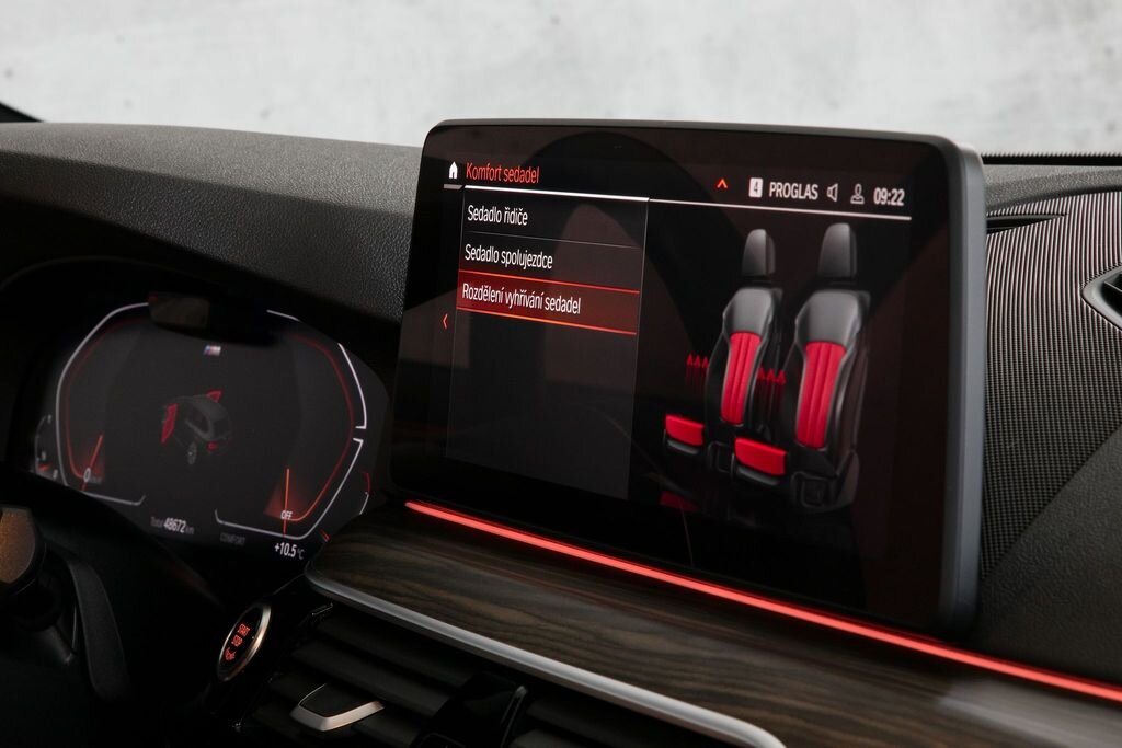 BMW Řada 5 Kombi 3,0 l 245 kw