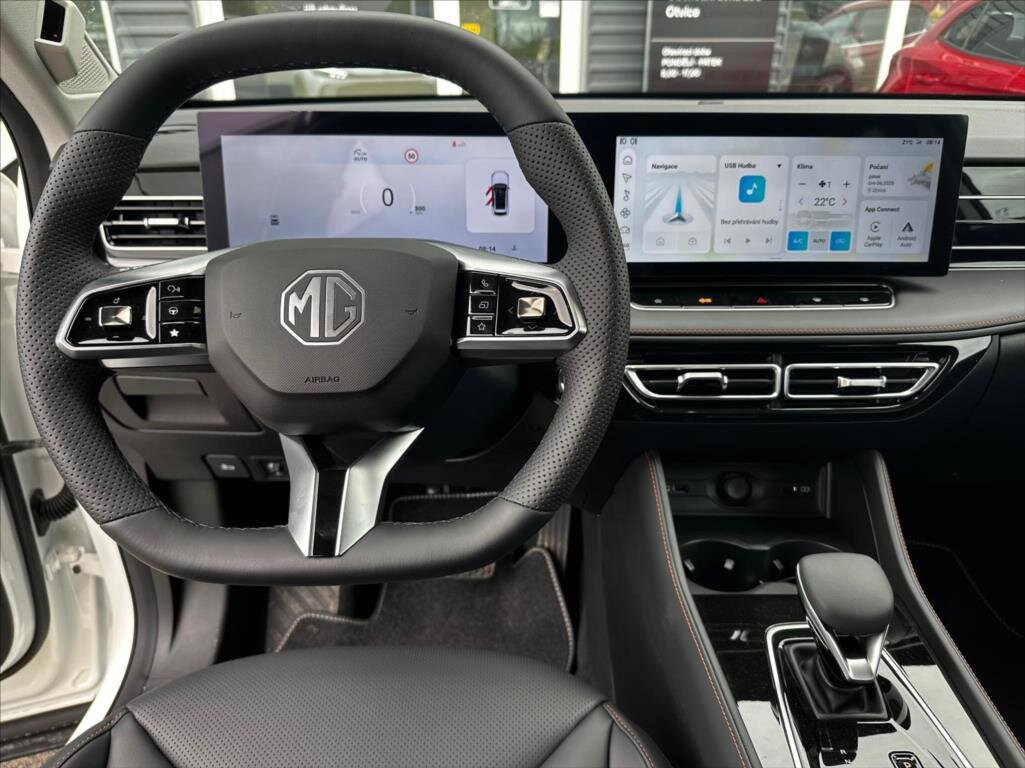 MG HS SUV / Terénní 1,5 l 125 kw