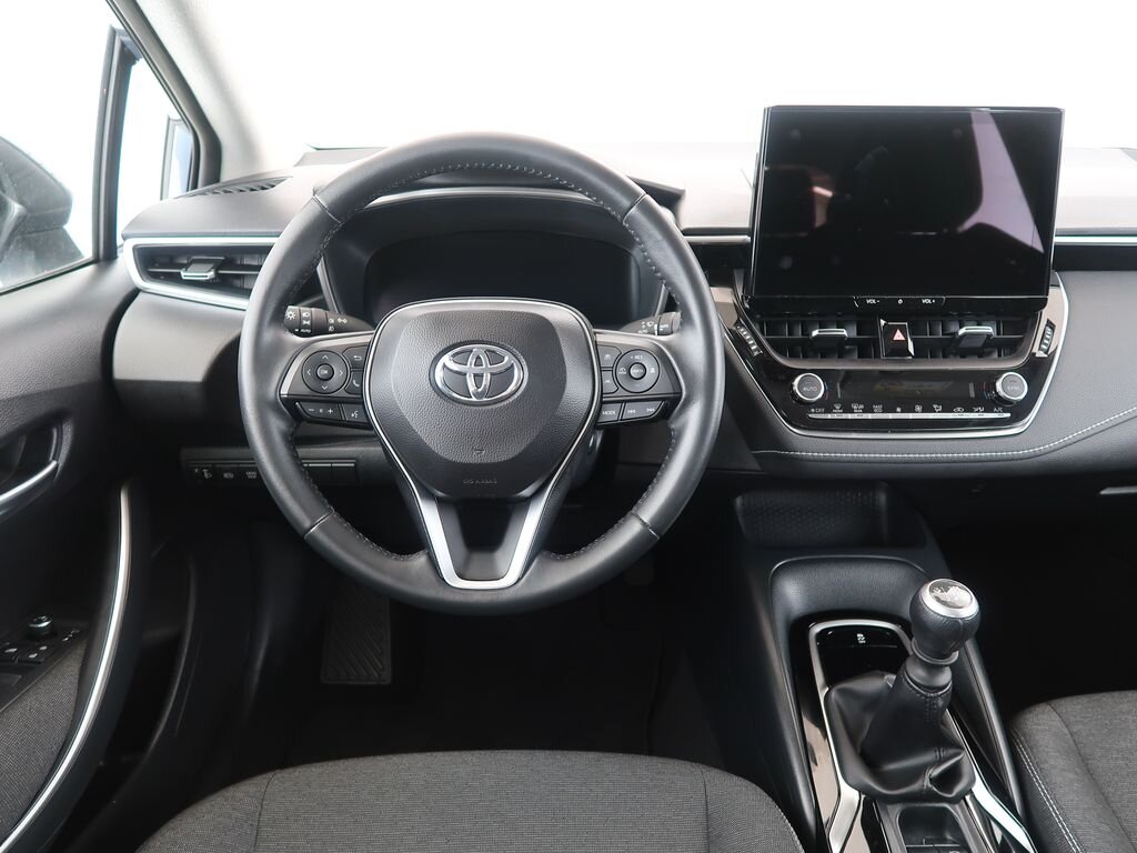 Toyota Corolla Sedan / Limuzína 1,5 l 92 kw