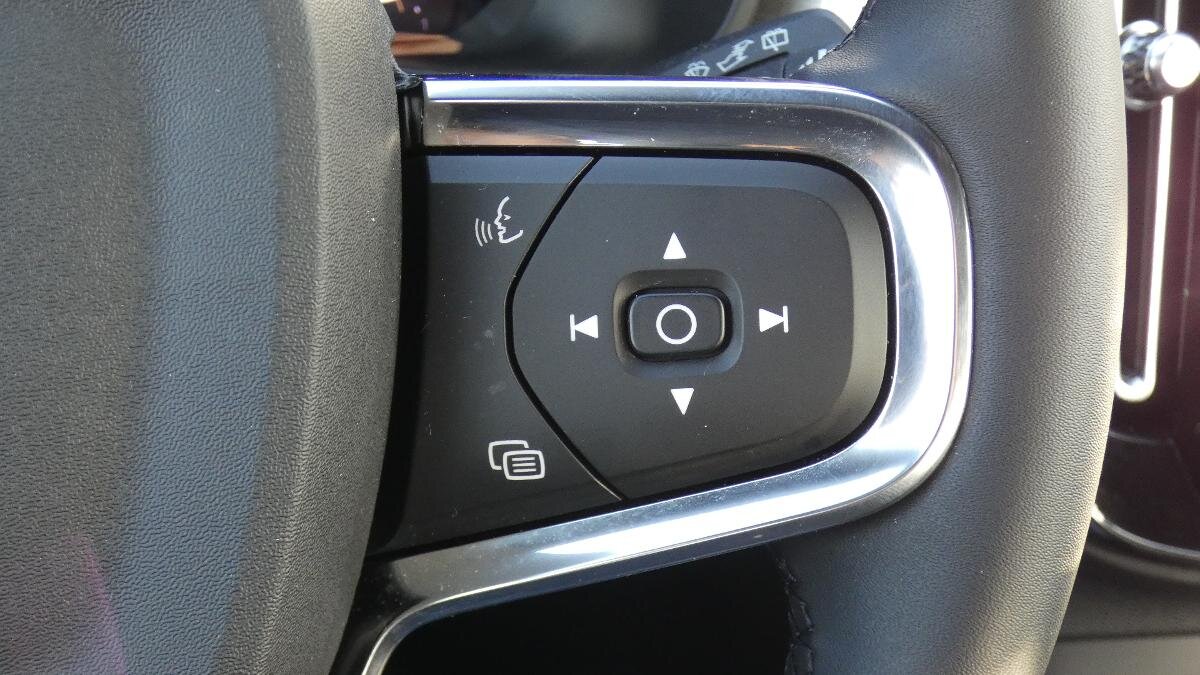 Volvo XC40 SUV 2,0 l 120 kw