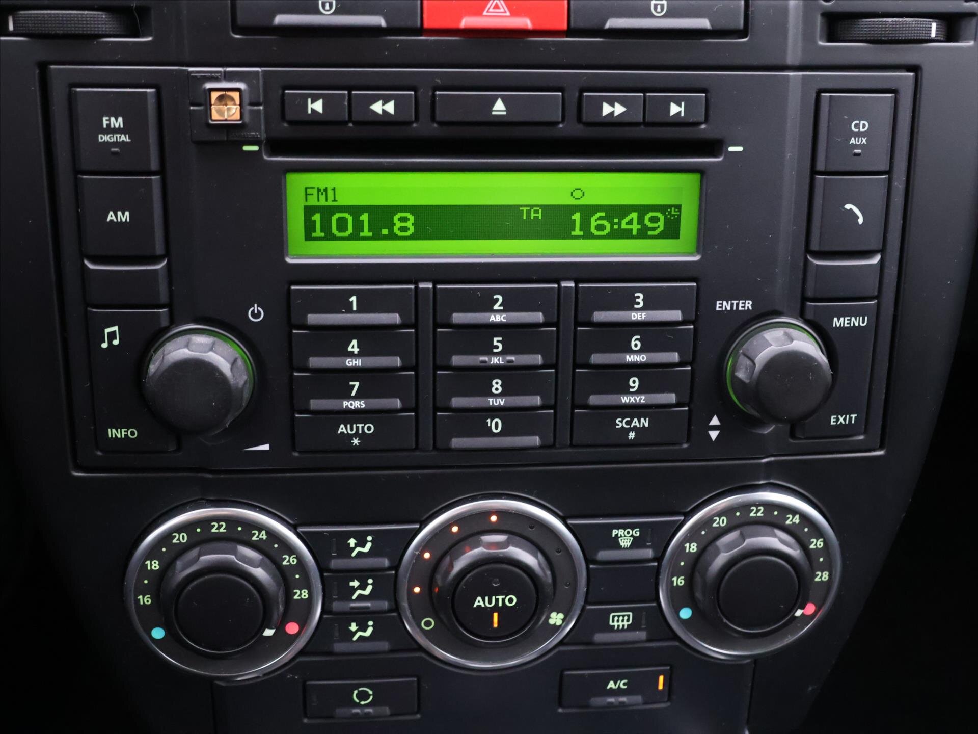 Land Rover Freelander SUV 2,2 l 140 kw