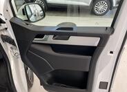 Volkswagen Multivan 31