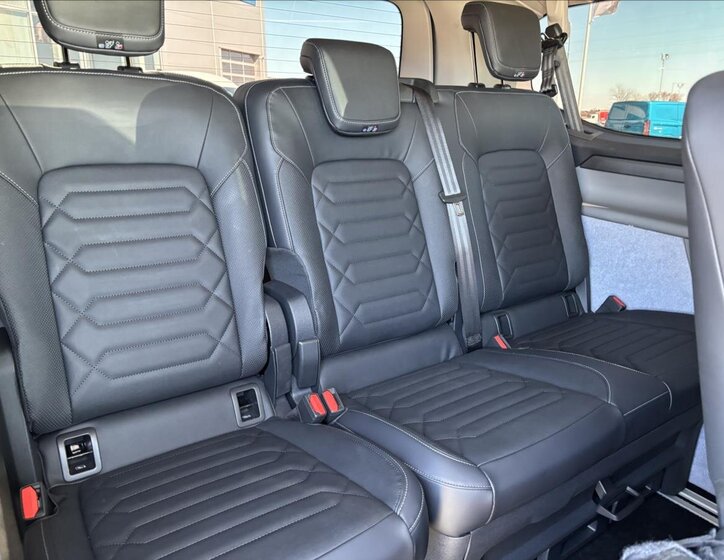 Ford Tourneo Custom Kombi 2,0 l 125 kw