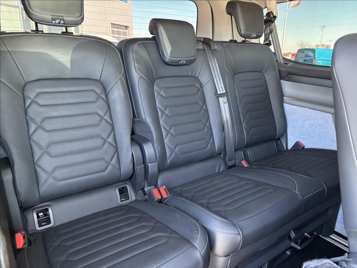 Ford Tourneo Custom Kombi 2,0 l 125 kw