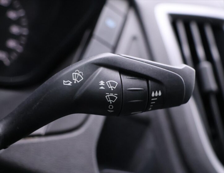 Ford Transit Skříň 2,0 l 125 kw