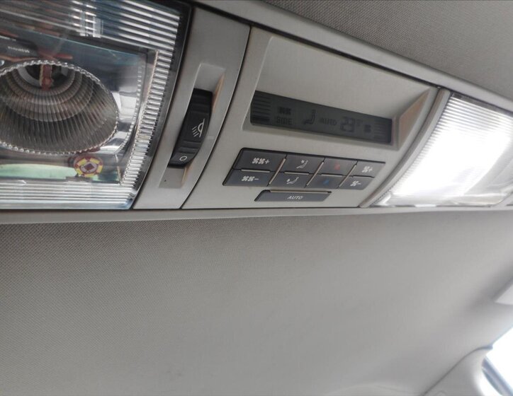 Volkswagen Multivan Kombi 2,5 l 128 kw