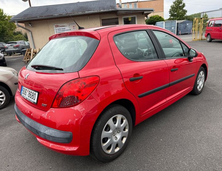 Peugeot 207 4