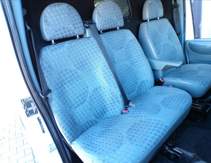 Ford Transit Skříň 2,2 l 92 kw