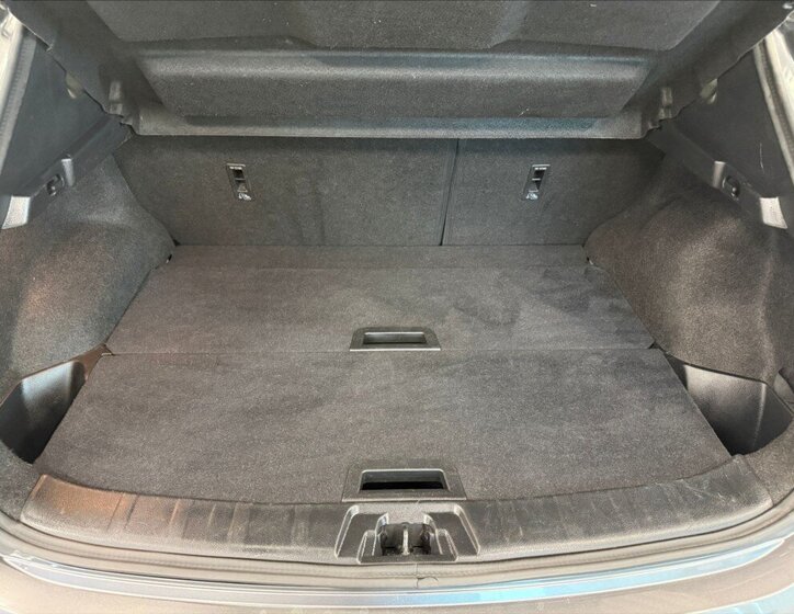 Nissan Qashqai SUV / Terénní 1,2 l 85 kw