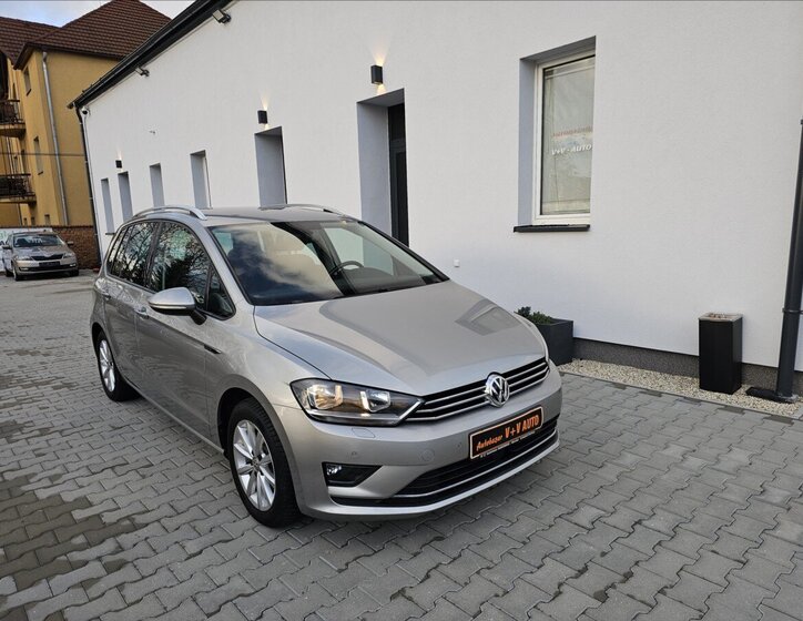 Volkswagen Golf Sportsvan Kombi 1,4 l 92 kw