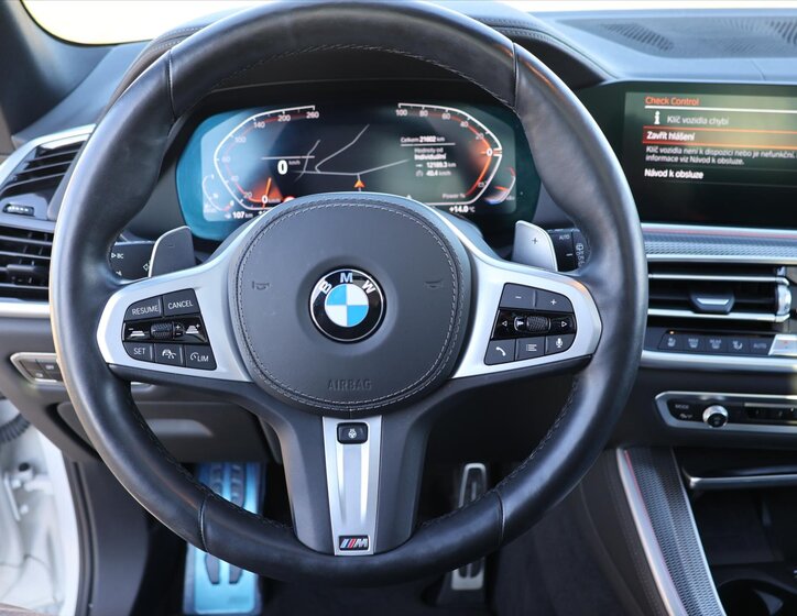 BMW X5 SUV / Terénní 3,0 l 250 kw