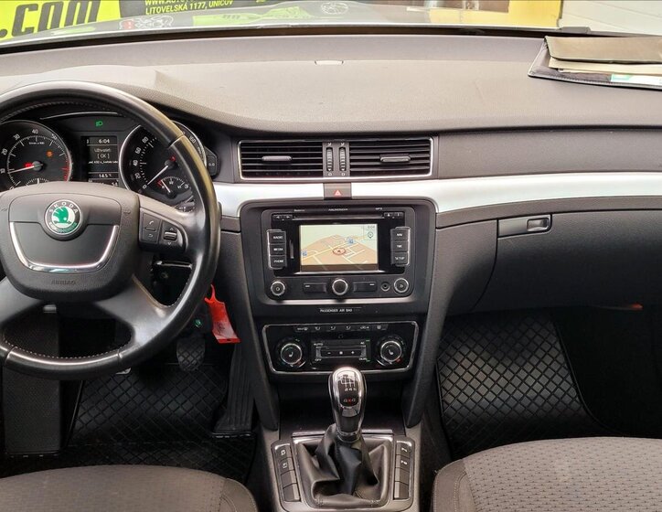 Škoda Superb Kombi 1,8 l 118 kw