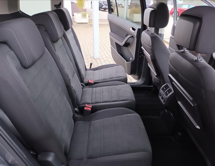 Volkswagen Touran MPV 2,0 l 110 kw