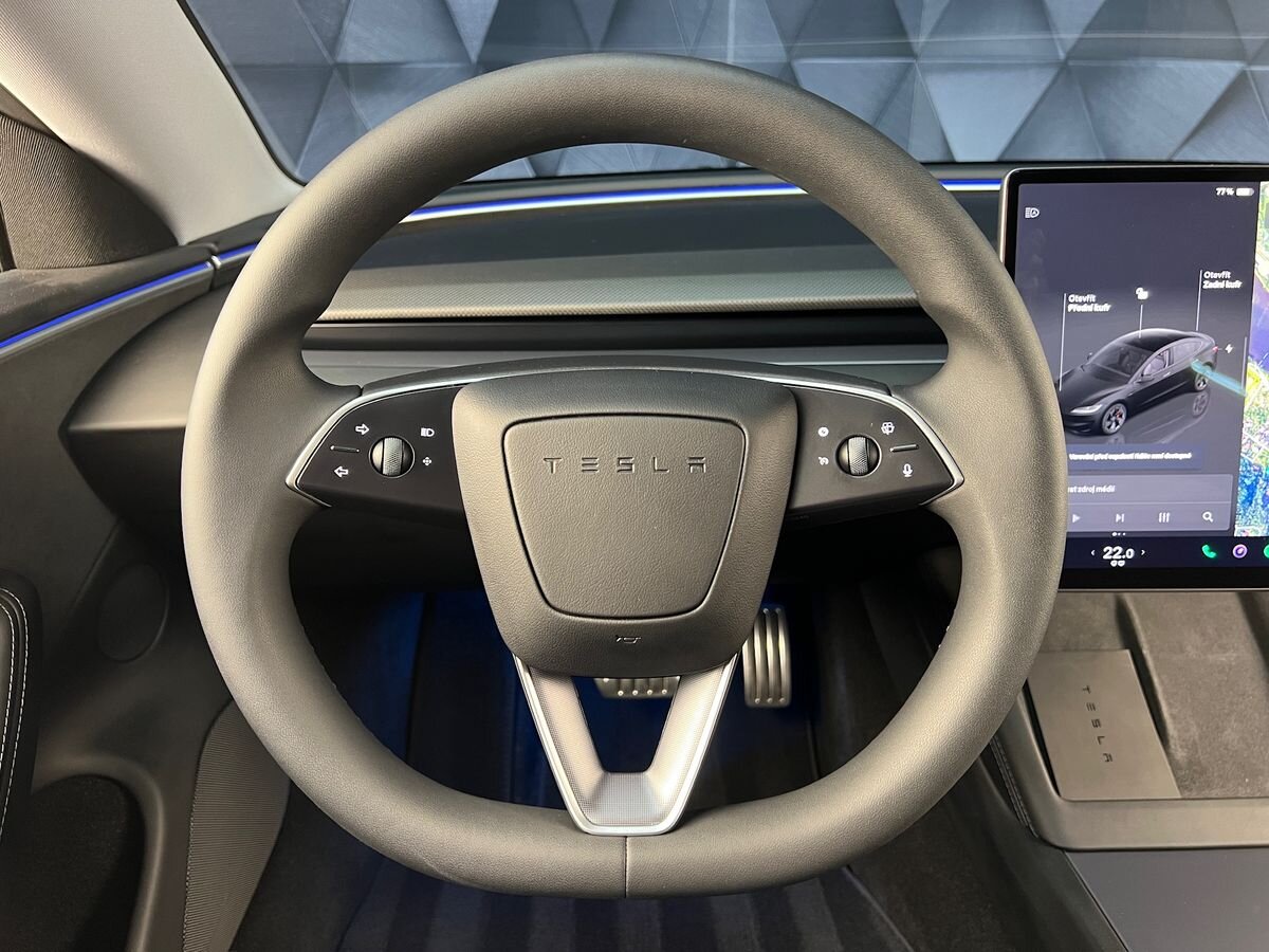 Tesla Model 3 Sedan 0,0 341 kw