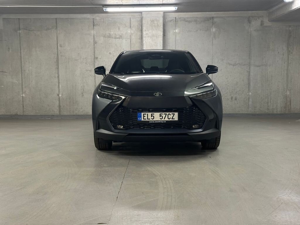 Toyota C-HR Hatchback 2,0 l 135 kw