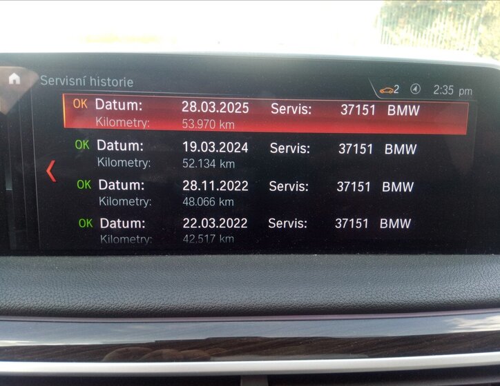 BMW Řada 7 Sedan / Limuzína 3,0 l 235 kw