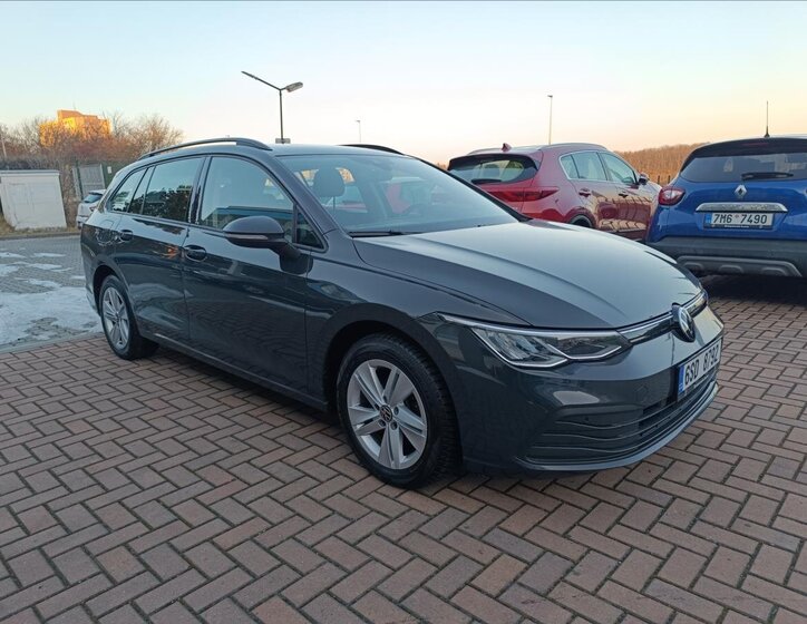 Volkswagen Golf Kombi 1,5 l 96 kw