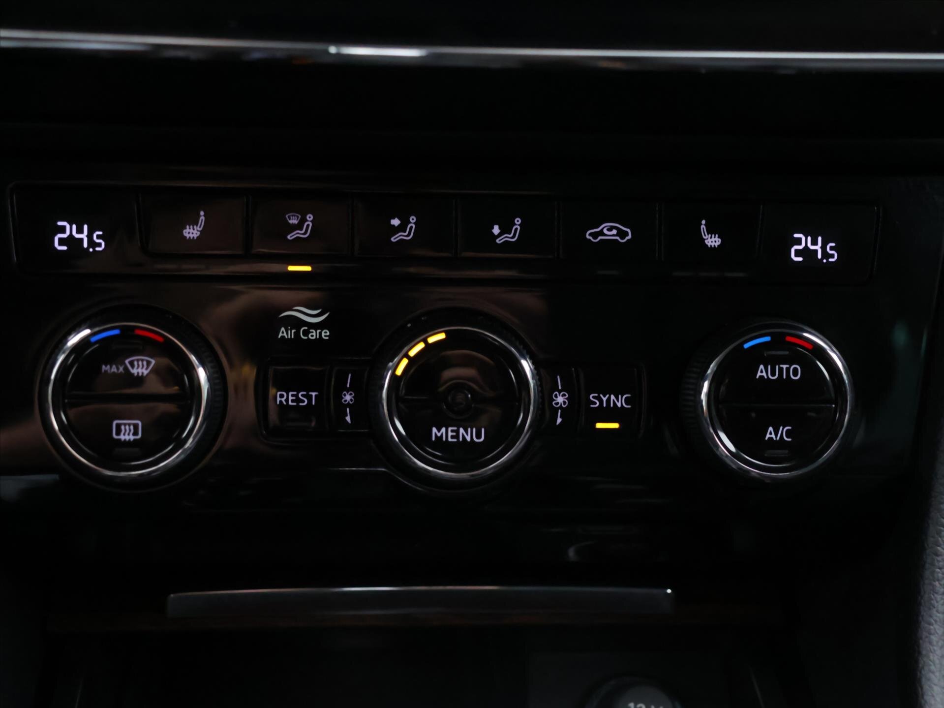 Škoda Superb Kombi 2,0 l 140 kw