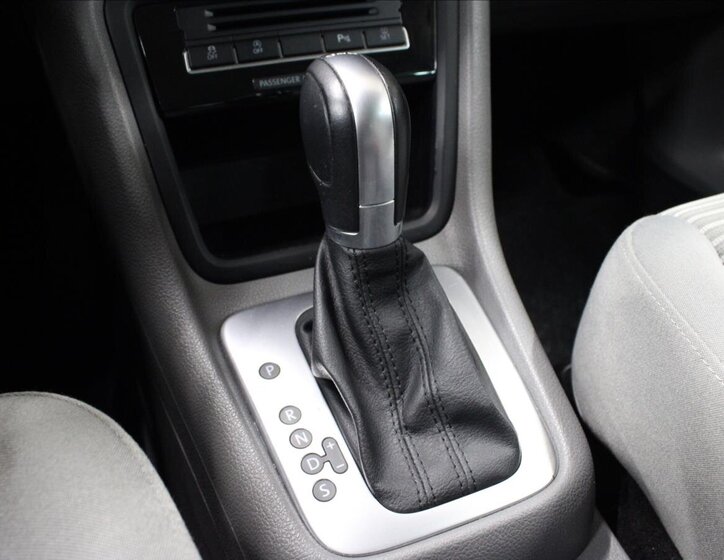 Seat Alhambra MPV 2,0 l 103 kw