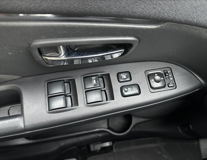 Mitsubishi ASX SUV 1,6 l 86 kw