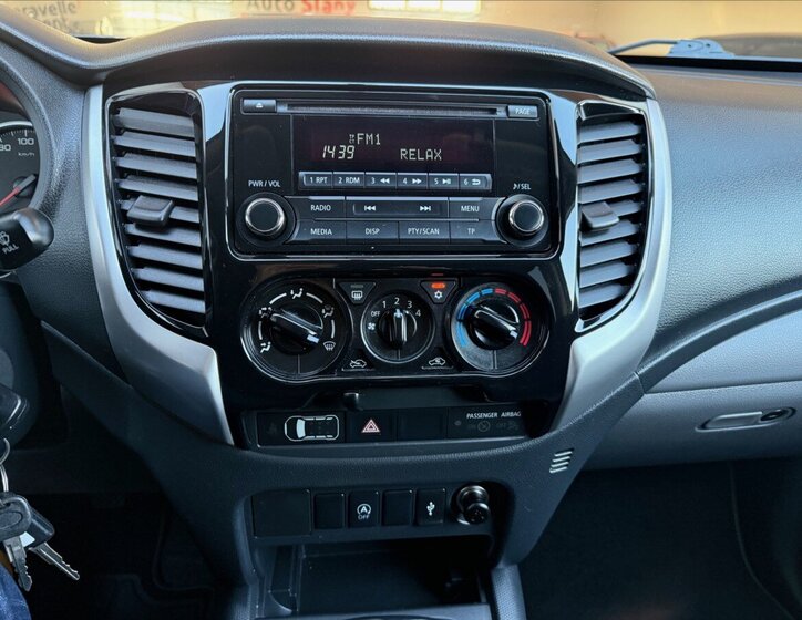 Mitsubishi L200 Pick-up 2,4 l 113 kw