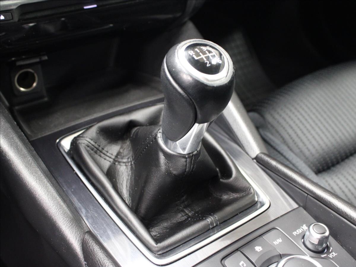 Mazda 6 Sedan 2,0 l 121 kw