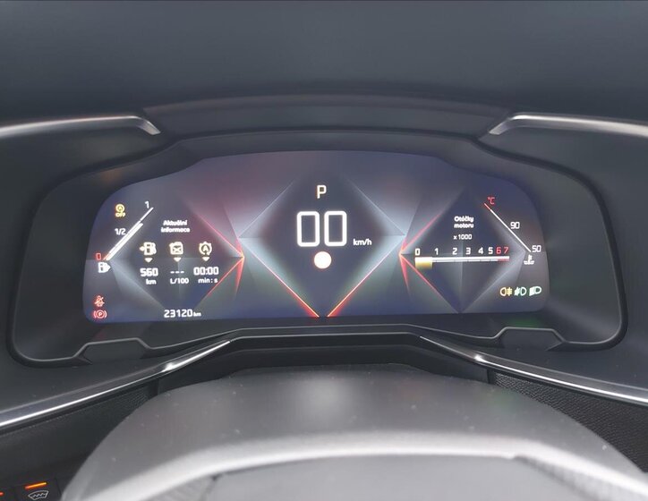 DS Automobiles DS7 Crossback SUV / Terénní 1,6 l 133 kw