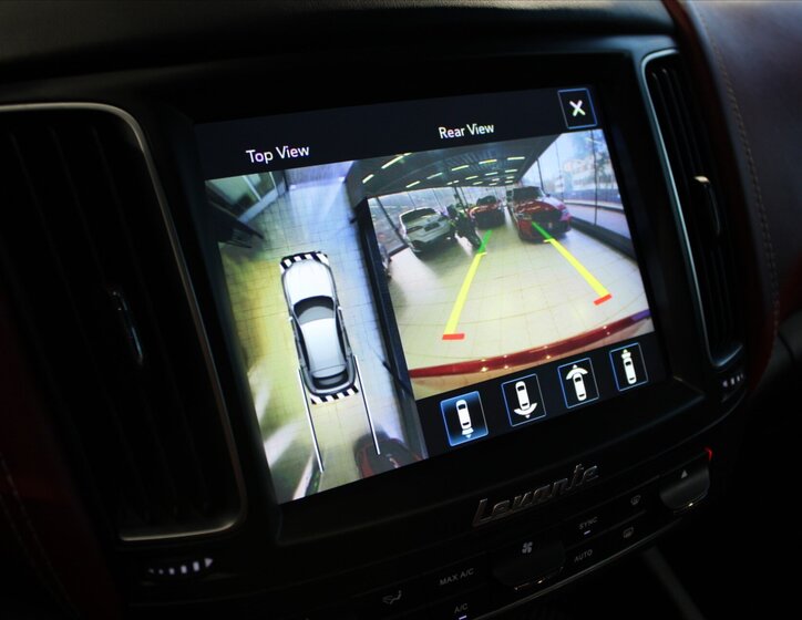 Maserati Levante SUV / Terénní 3,0 l 316 kw