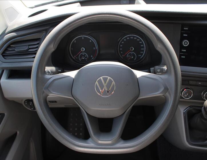 Volkswagen Transporter 16