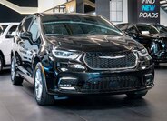 Chrysler Pacifica 10