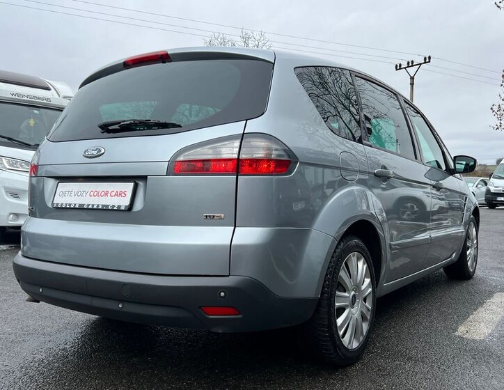 Ford S-MAX 4