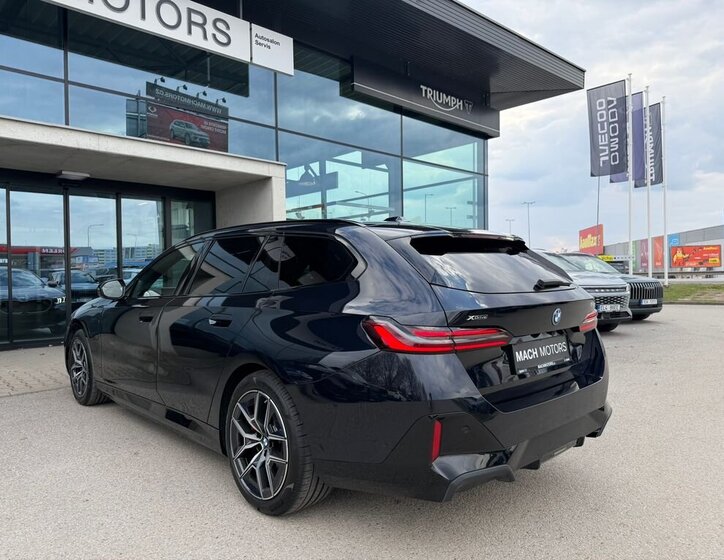 BMW Řada 5 Kombi 3,0 l 360 kw