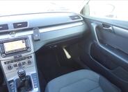 Volkswagen Passat 18
