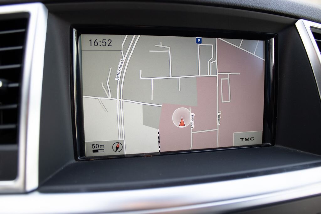 Mercedes-Benz Třídy M SUV / Terénní 3,5 l 225 kw