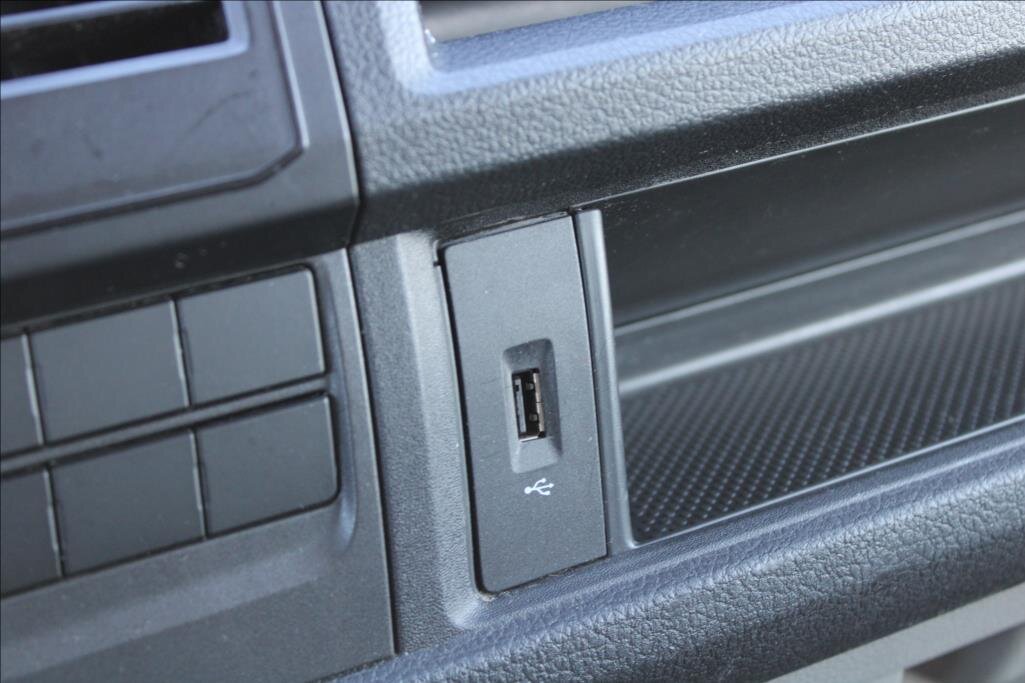 Volkswagen Transporter Skříň 2,0 l 110 kw