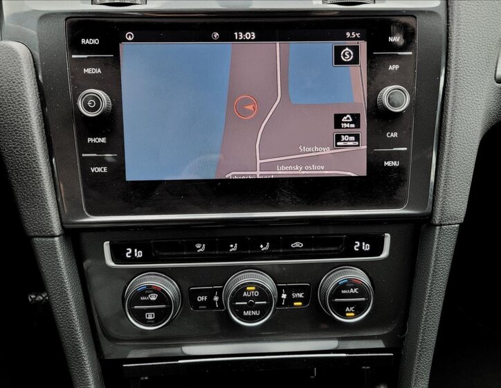 Volkswagen Golf Kombi 999,0 85 kw