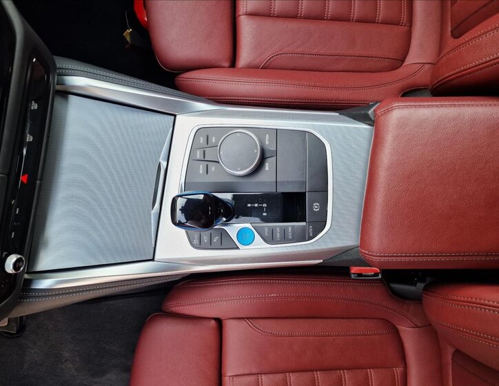 BMW i4 Sedan / Limuzína 0,0 400 kw