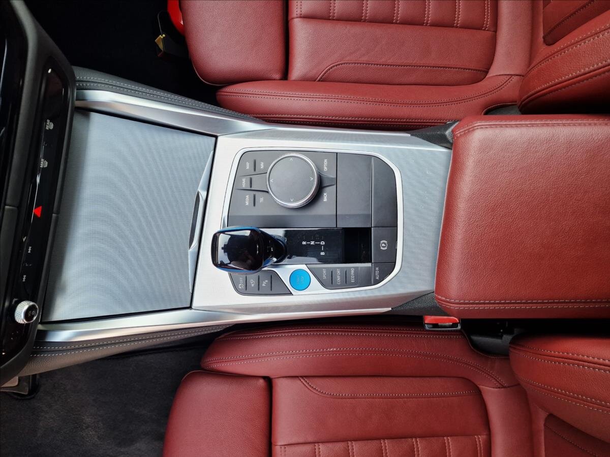 BMW i4 Sedan / Limuzína 0,0 400 kw