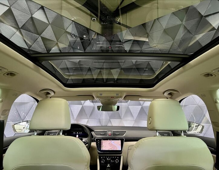 Škoda Superb Kombi 1,4 l 160 kw