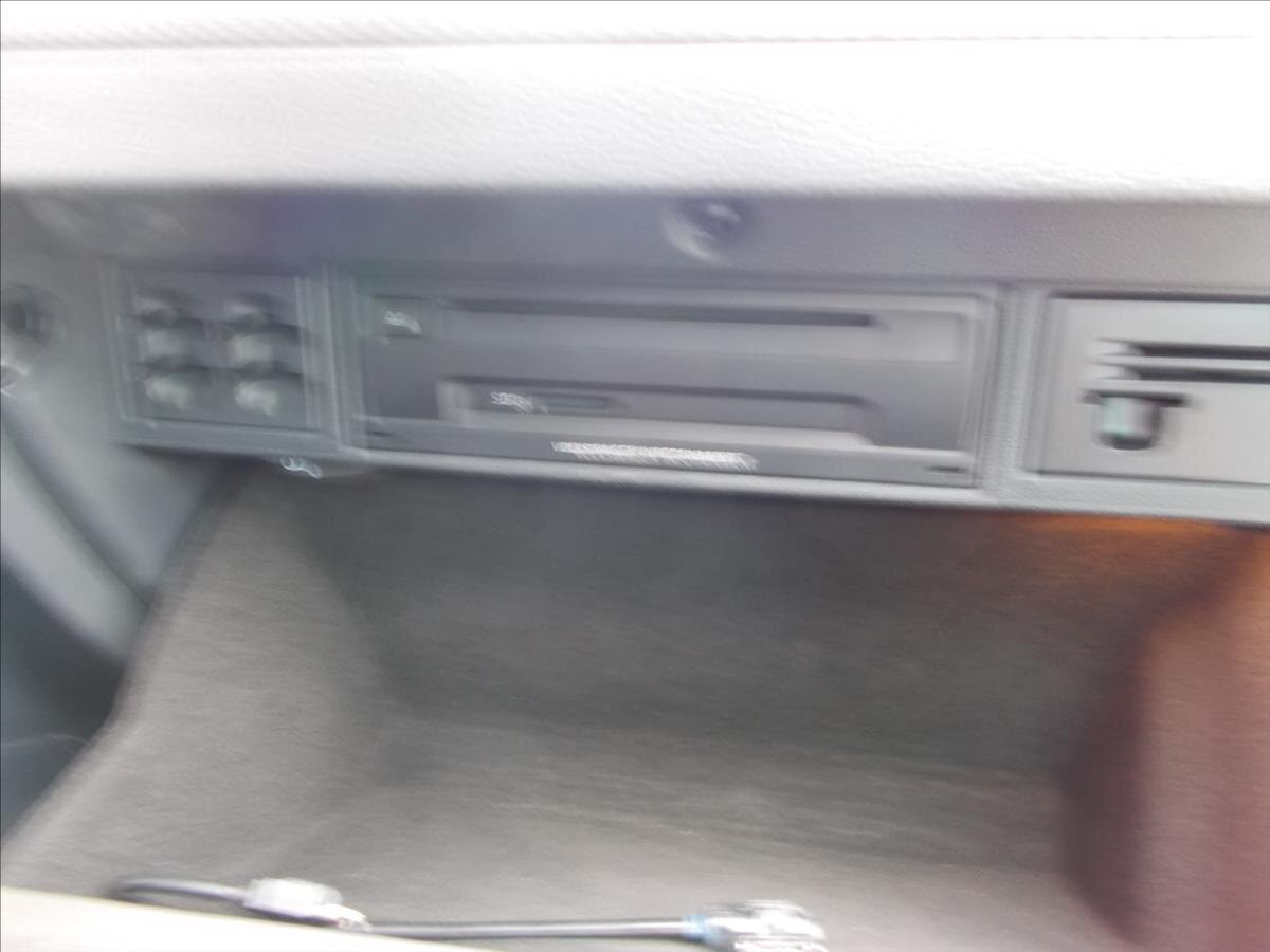 Volkswagen Golf Kombi 1,6 l 81 kw