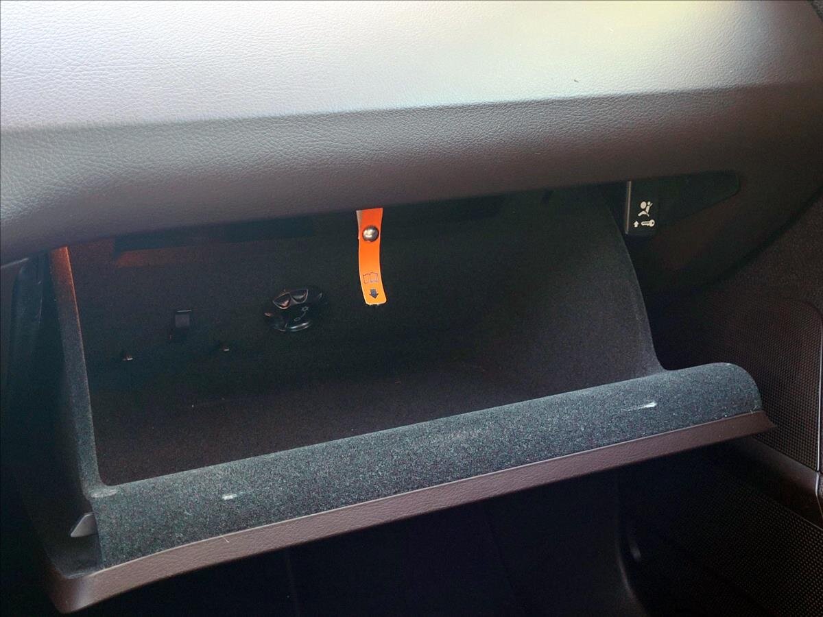 Volkswagen Passat Kombi 1,4 l 90 kw