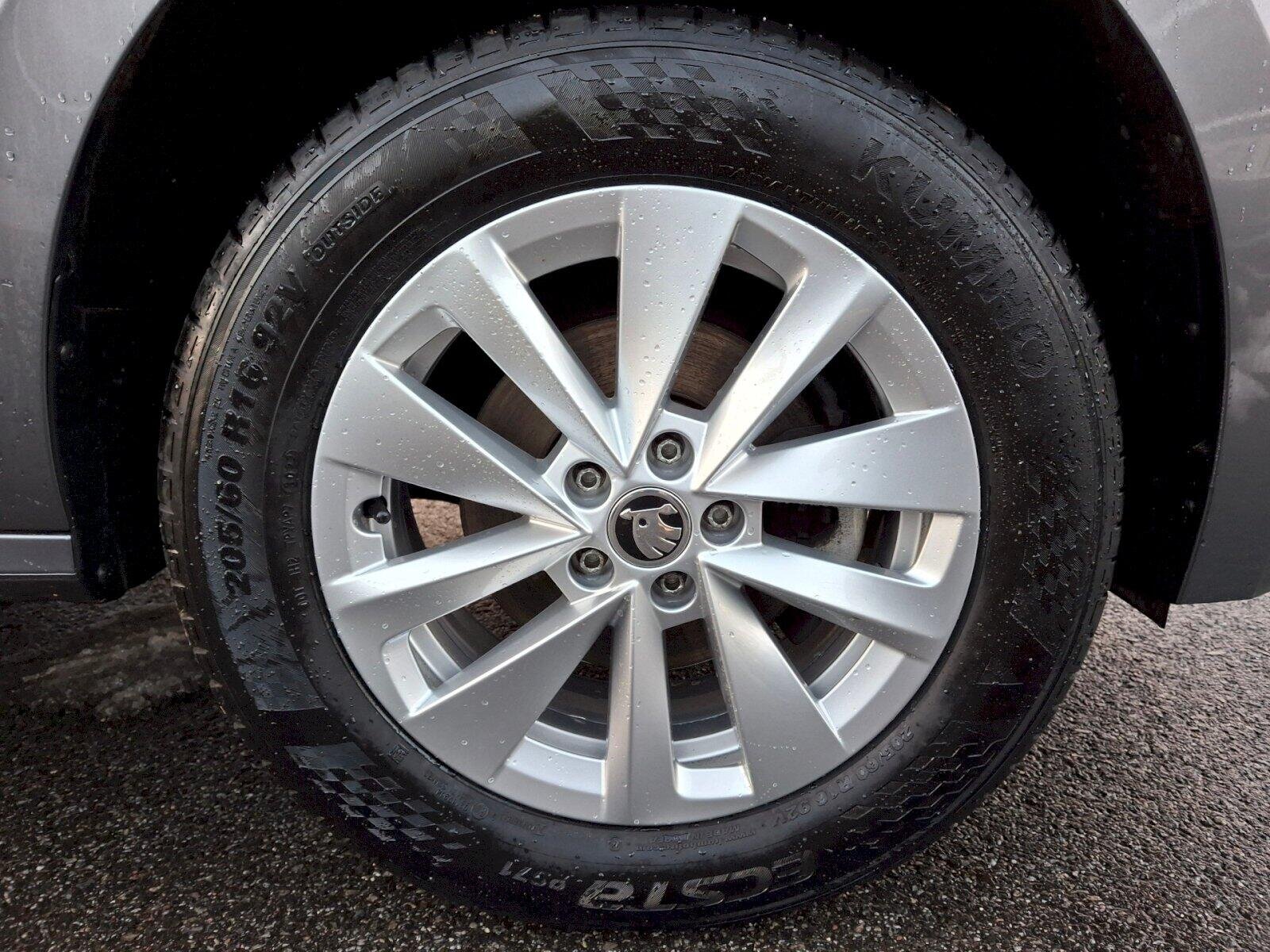 Škoda Kamiq SUV 1,5 l 110 kw