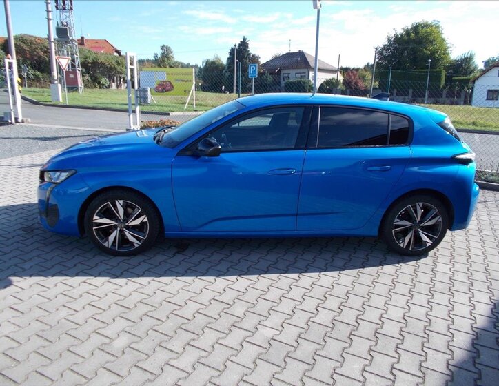 Peugeot 308 Hatchback 1,5 l 96 kw