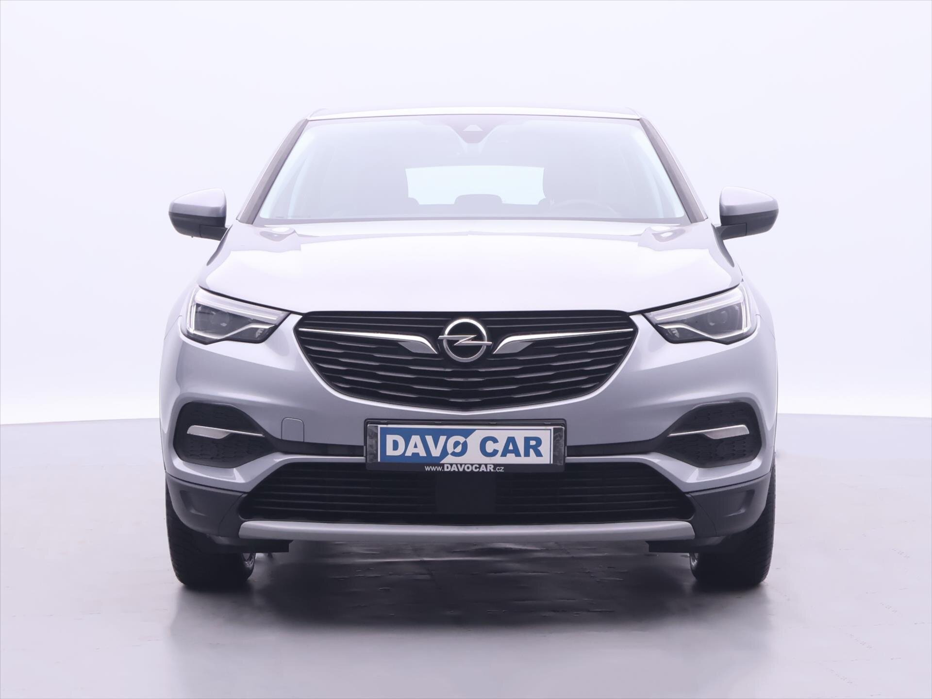 Opel Grandland X SUV 1,6 l 147 kw