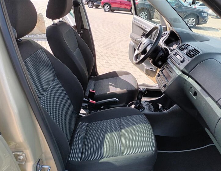 Škoda Roomster Kombi 1,2 l 63 kw